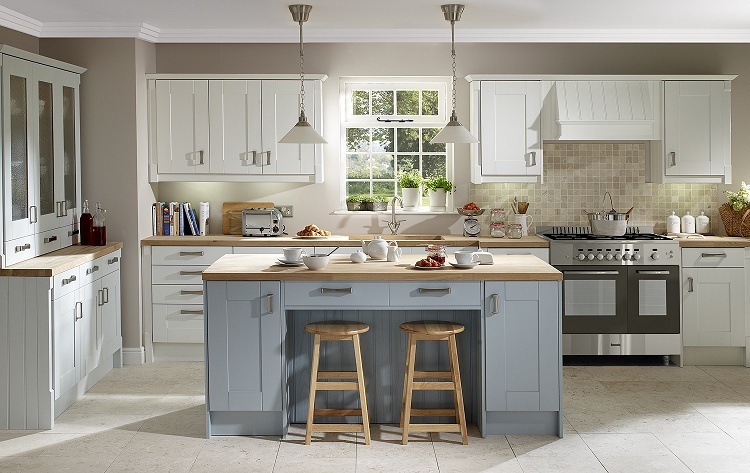 Solid Oak Painted Venezia Kitchen